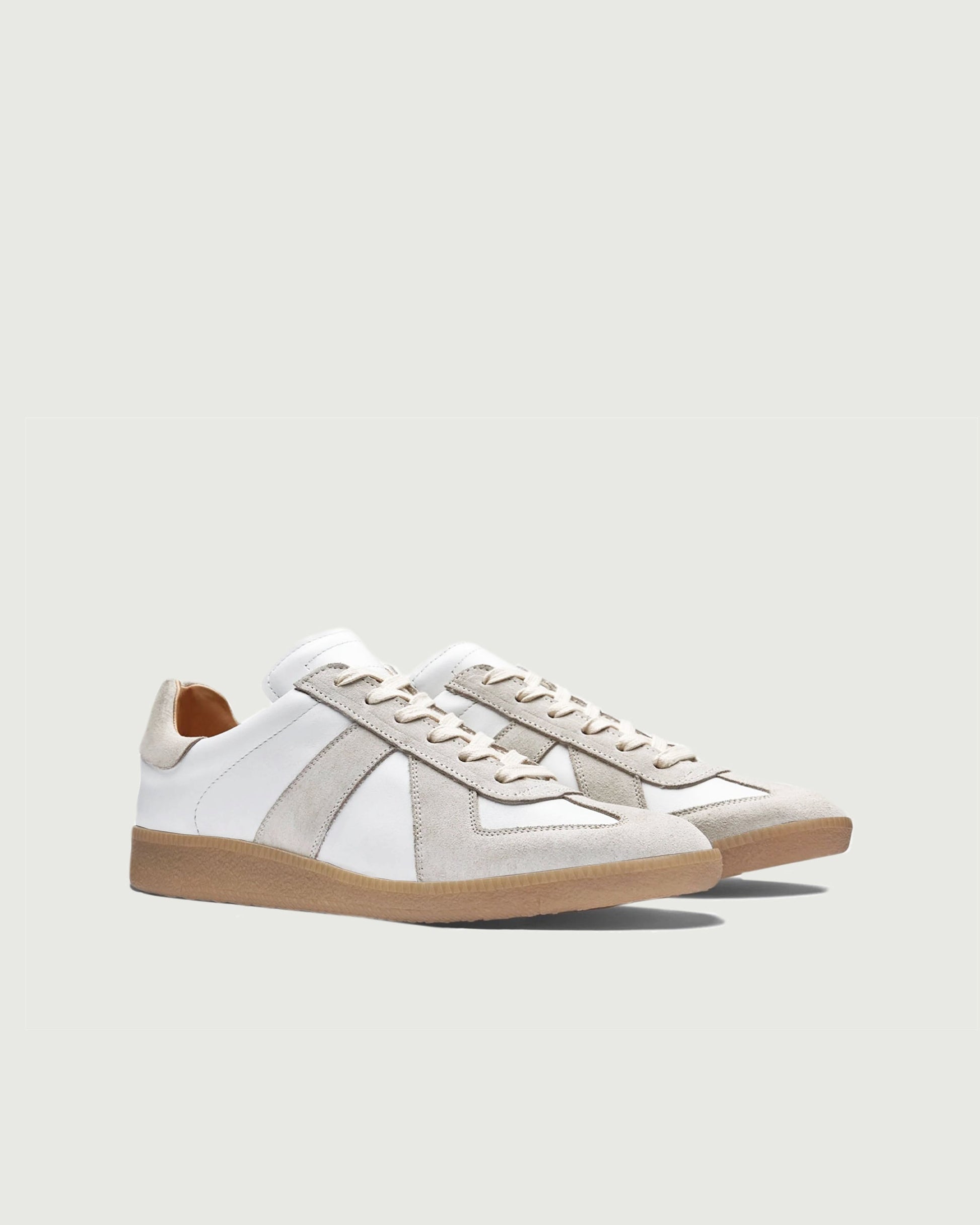 Oliver Cabell GAT-White / Gum