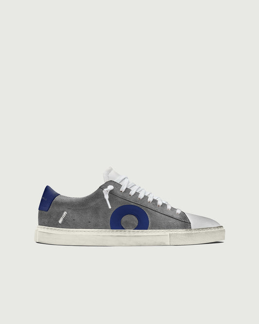Oliver Cabell Low 1-Wallaby