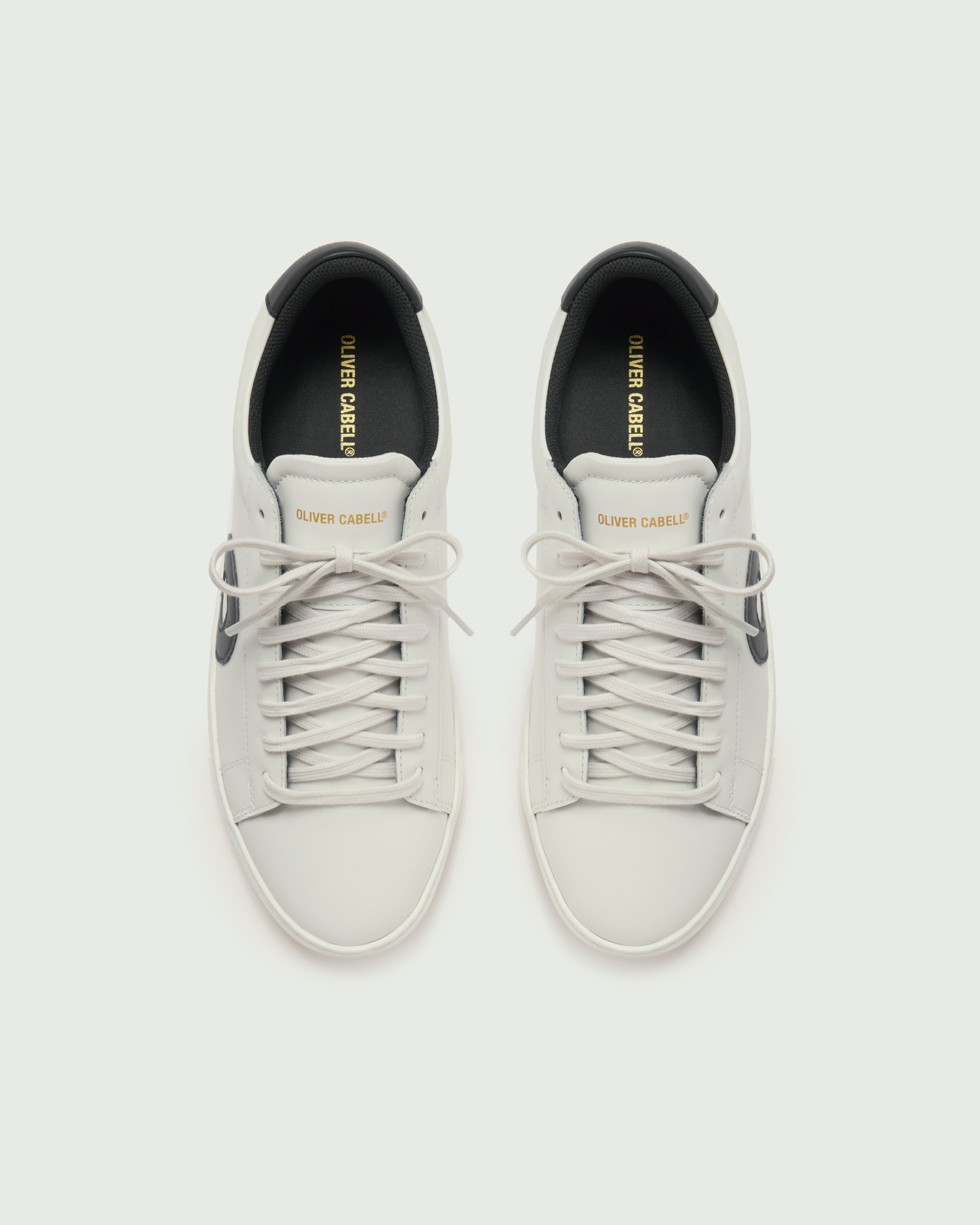 Oliver Cabell Low 1-White / Black
