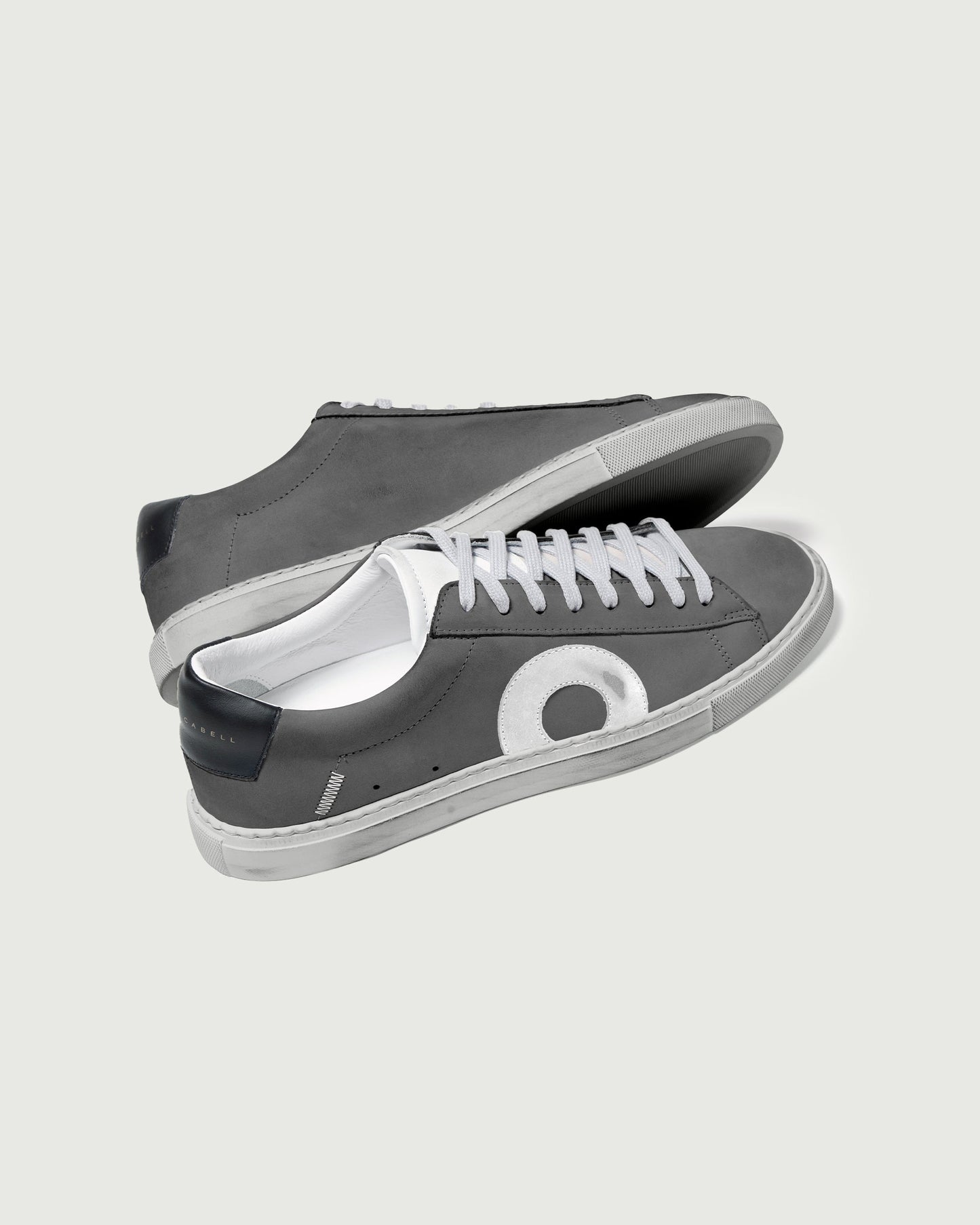 Oliver Cabell Low 1-Smoke (Orthopedic)
