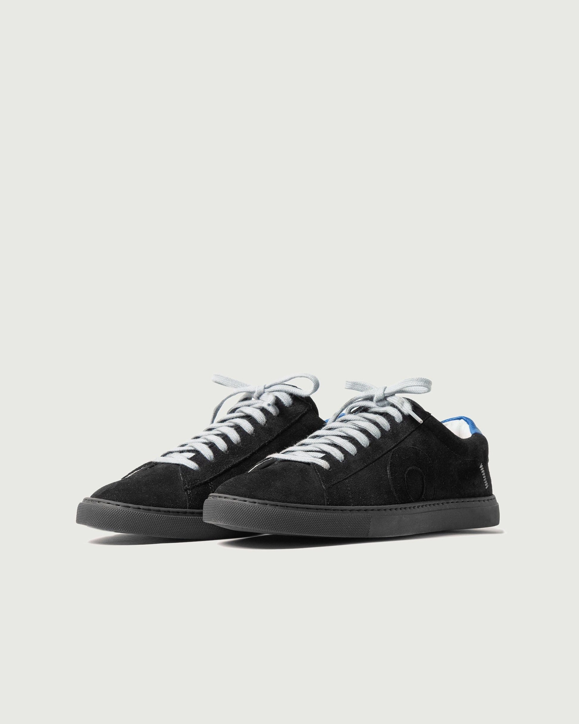 Oliver Cabell Low 1-Core Black (Orthopedic)