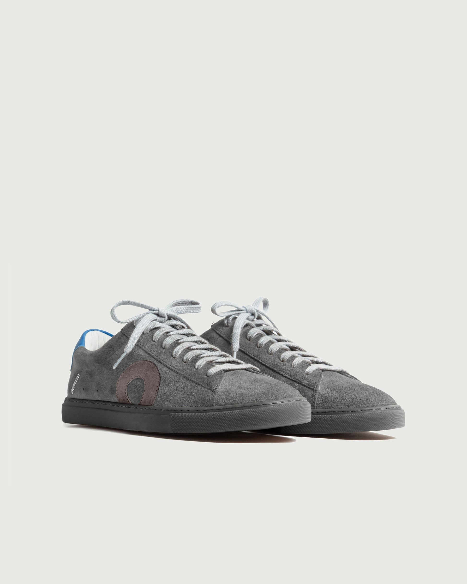 Oliver Cabell Low 1-Pigment (Orthopedic)