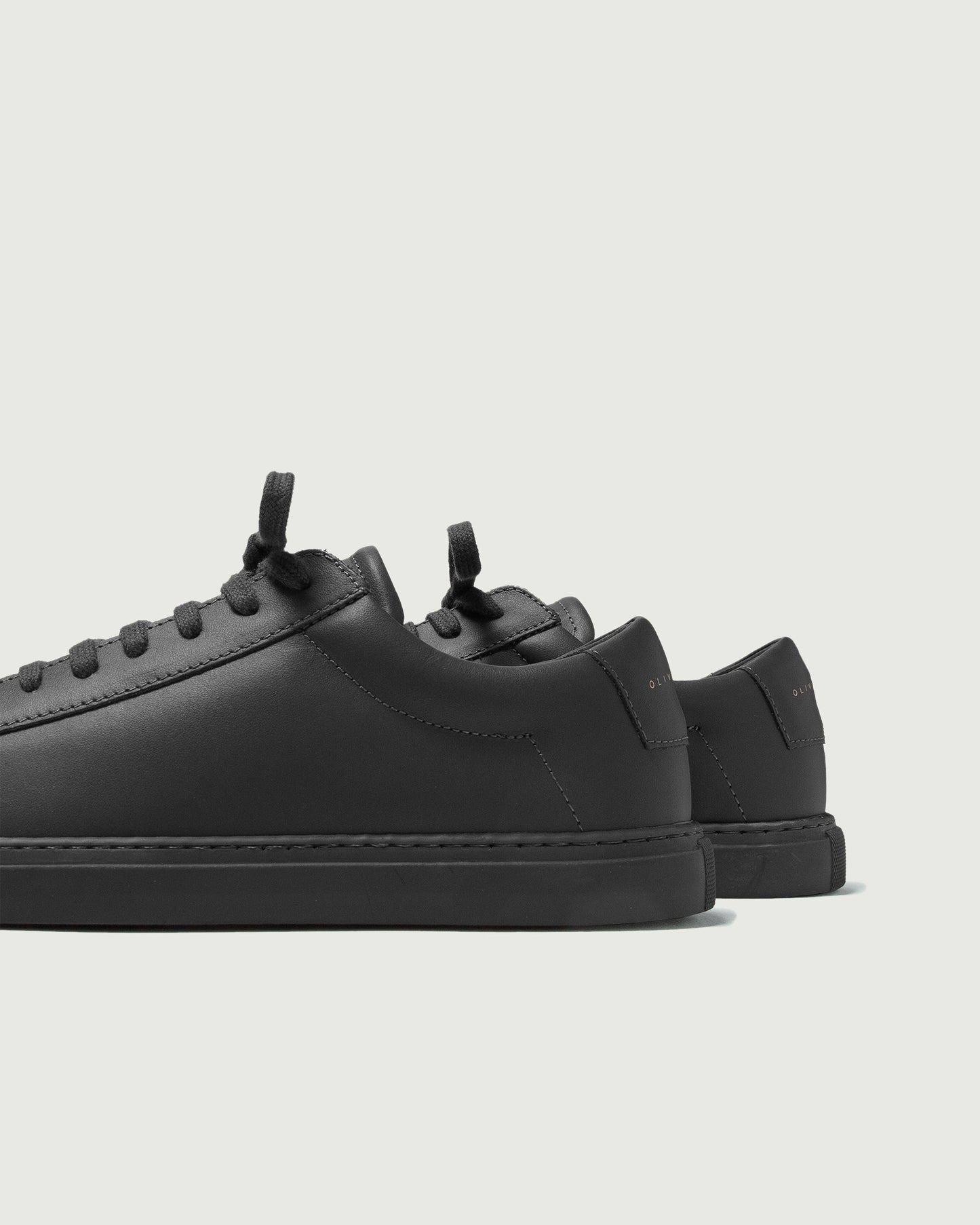 Oliver Cabell Low 1-Charcoal