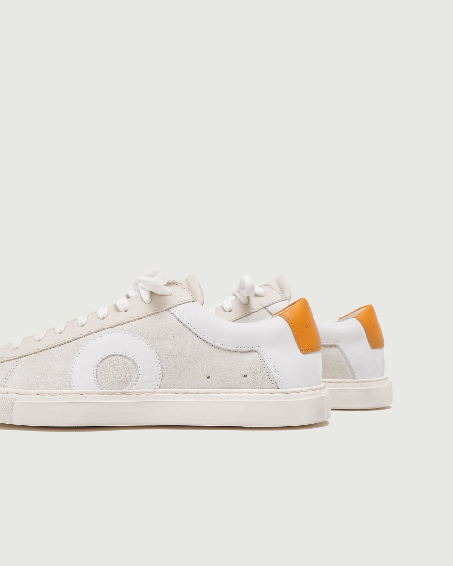Oliver Cabell Low 1-Mango
