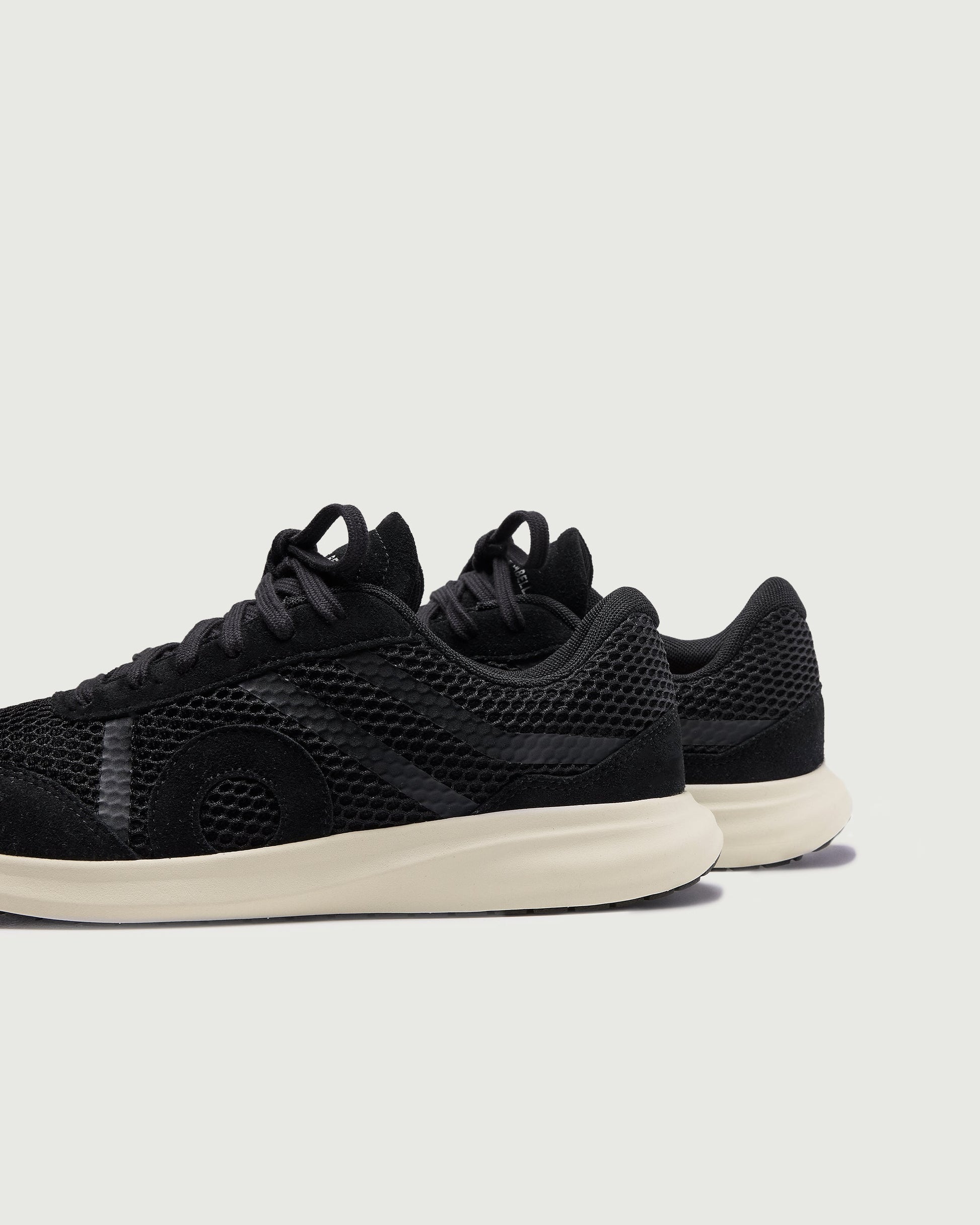 Oliver Cabell Proof 1-Black
