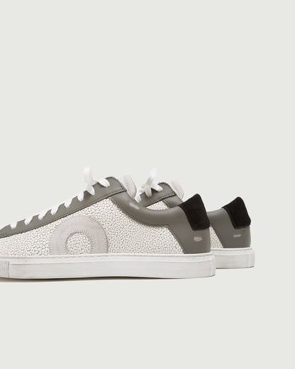 Oliver Cabell Low 1-Stingray (Orthopedic)
