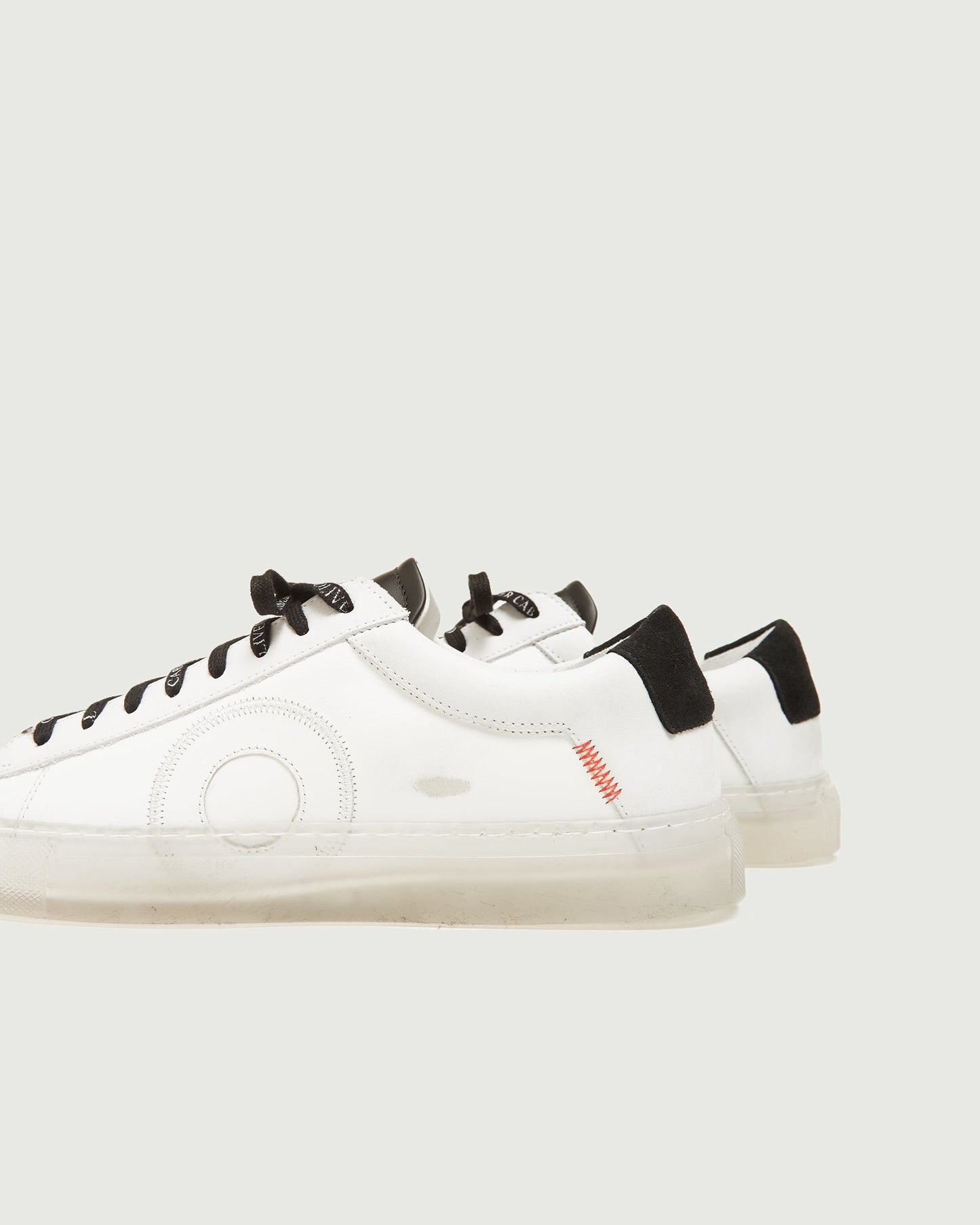 Oliver Cabell Low 1-Yin Yang (Orthopedic)
